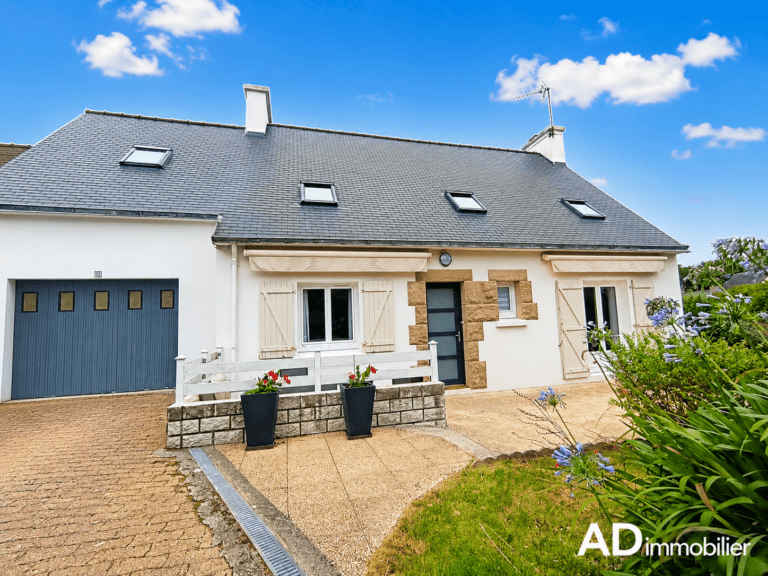 Maison 129 m² à Ergué Armel . Commerces . Ecoles . Transports à quelques pas