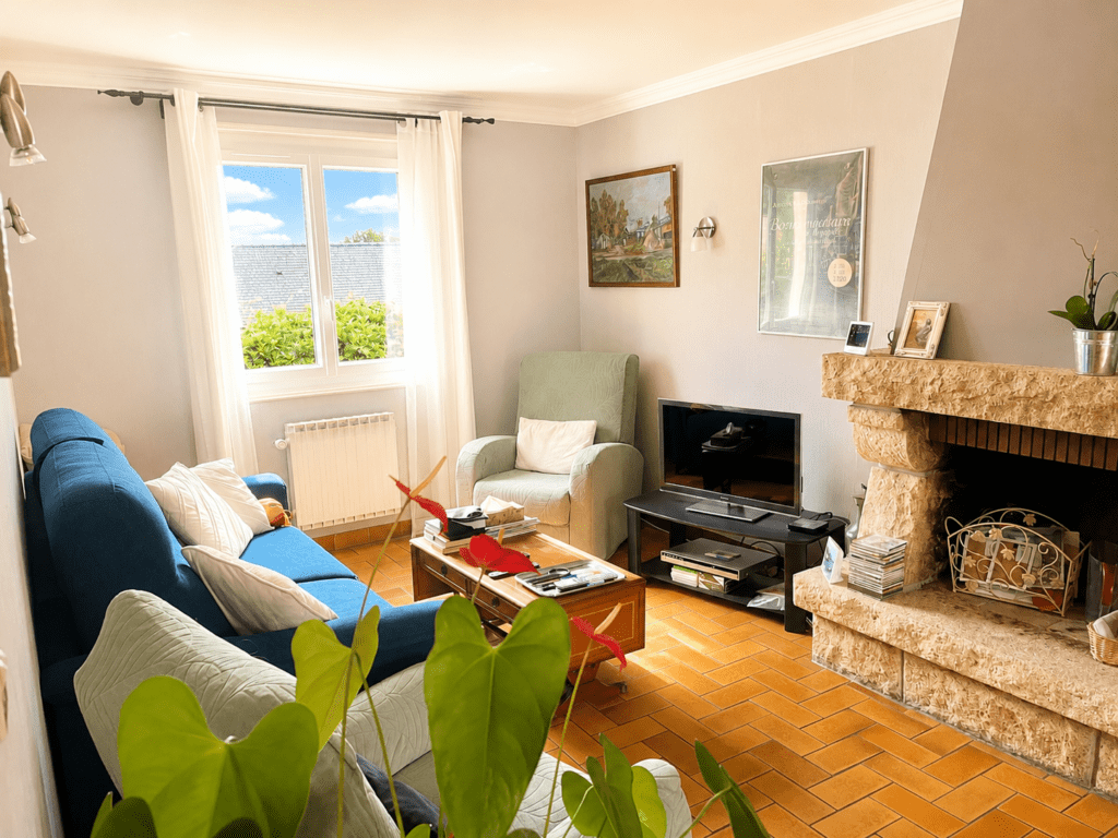 Maison 129 m² à Ergué Armel . Commerces . Ecoles . Transports à quelques pas