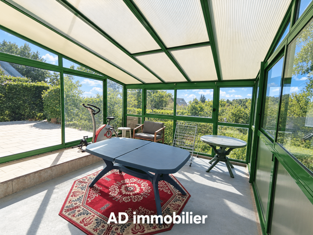 Maison familiale en impasse . Ergué-Armel . Jardin sans vis-à-vis . Sous-sol complet